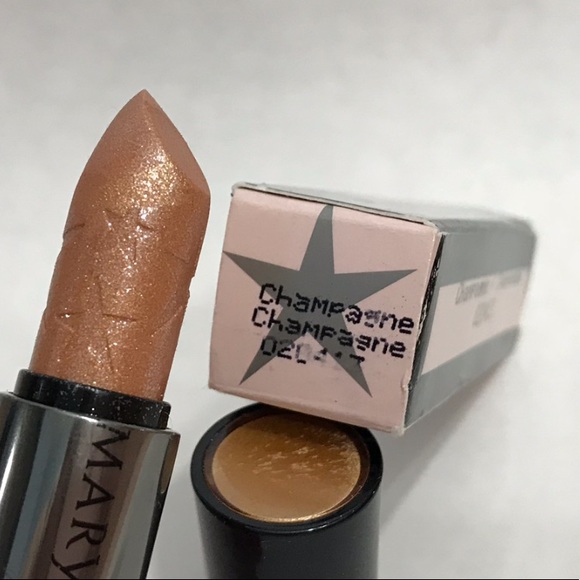 Mary Kay Discontinued Creme Lipstick - Picture 4 of 7
